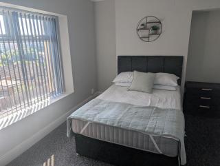 Comfortable 3 Bedroom House with Easy City Access - 8