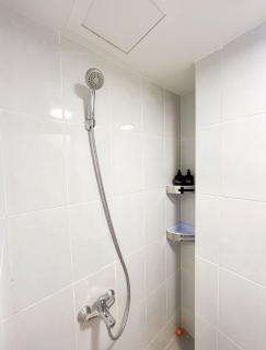 Apt Modern Tokyo Riverside at PIK2 by TYAFY Living - - 4