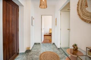 Charming Flat with Balcony - Portimão by HostWise - 9