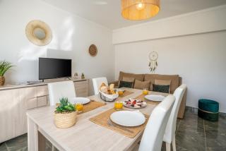 Charming Flat with Balcony - Portimão by HostWise - 7