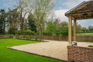 Willow Cottage at Wolterton Park - 8