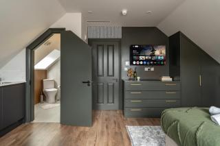 Modern Arnos Grove Studio, Air Conditioning - 4