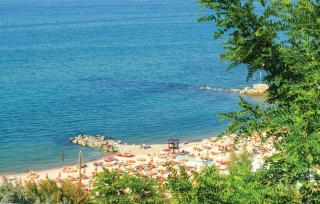 Pet Friendly Apartment In Porto Santelpidio - 6