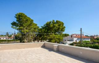 Lovely Home In Brucoli - 2