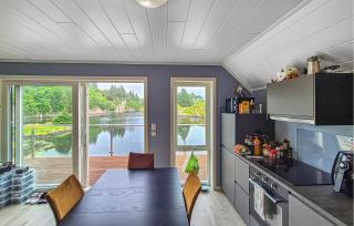 Amazing Home In Bremnes With Wifi - 5