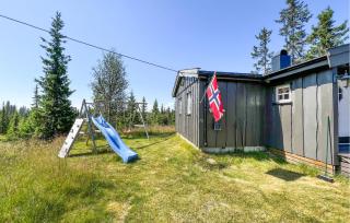 Beautiful Home In Sjusjøen With Sauna - 9