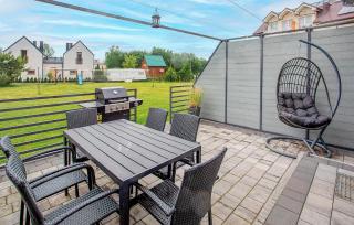2 Bedroom Awesome Apartment In Jastrzebia Gora - 9