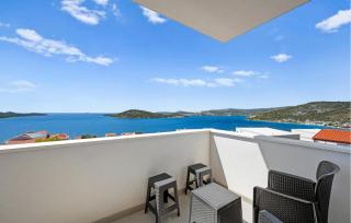 Awesome Apartment In Razanj - 9