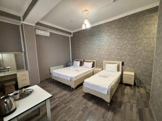 Delfin Hotel & Restaurants & Spa - Gandja - 6