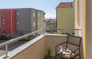 1 Bedroom Lovely Apartment In Makarska - Makarska (Macarsca) - 1