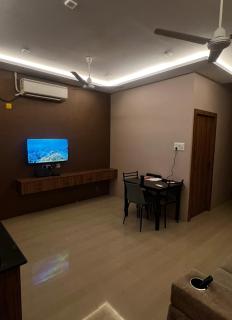 Alma by MyCasa Elegant 2BHK Stay in TTK Road - Chennai - 0