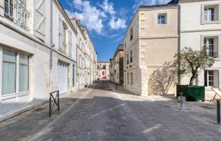 1 Bedroom Lovely Apartment In La Rochelle - 3