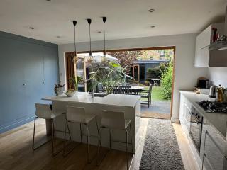 Dordrecht Road - London - 6