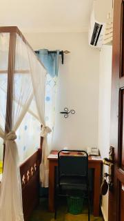 parachichi house Bed and Breakfast - 2