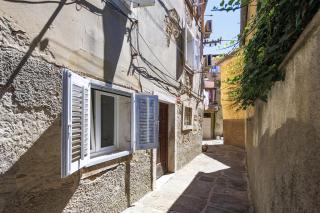 Via Traversa - 4