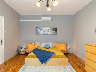 Riverside Apartment with Views - Boedapest - 1