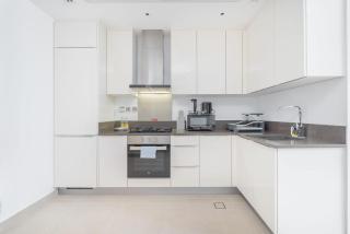 StayShort - Dubai Marina flat sleeps 3 with City Views - 2