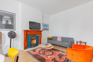 Tastefully Decorated 2BD Flat Near Queens Park - 9