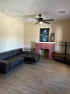 ASU Roosevelt row Downtown Phoenix private room shared bathroom - 8