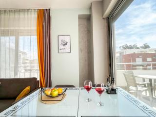 Mango Bay Apartments - 3