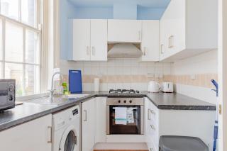Compact 1BD Flat in the Heart of London - 2