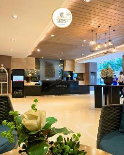 RJE Staycation Suites Mall of Asia near Airports - 1