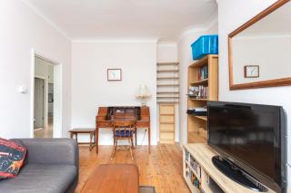 Delightful 2BD Flat with Patio Elephant & Castle - 1