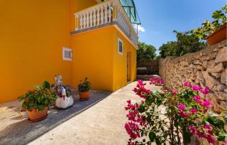Gorgeous Apartment In Razanac With Wifi - 2