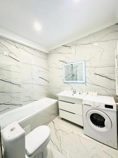 New Flat with 2 Bedrooms Near Park - 3