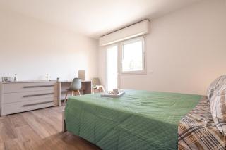 AmazHome - New House with Parking near the Sea - 1