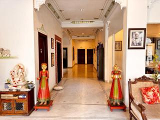 Hotel Boheda Palace - 3
