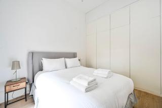 Kensington 3 bed Apt with Private Garden - 8