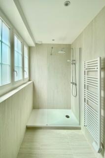 Spacious 2 room Luxury renovated Terrace Garage-Madeleine - 8