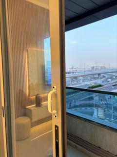 Al Zarooni building, Dubai marina - 6