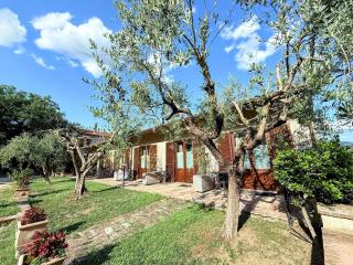 Vita Di Spello sleeps 54 including 18 children with spa and 2 pools in centre - Spello - 9