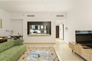 FIRST CLASS 1BR Modern Urban Retreat - 7