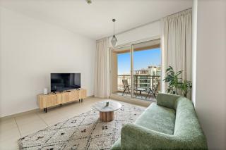 FIRST CLASS 1BR Modern Urban Retreat - 1