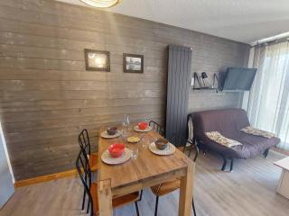 Studio centre station, pistes à pied, parking, ascenseur - FR-1-516-81 - 1