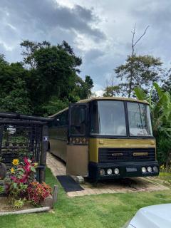 Hospedagem Ônibus Gold em Pedra Azul - 9
