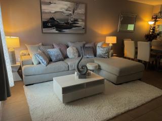Wesley Chapel Hidden Gem - Wesley Chapel - 1