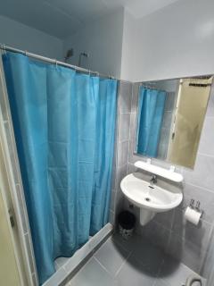 Erick's Place at Sea Residences - Manila - 3