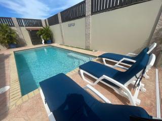 Puerta Del Sol apt4- studio with pool-central location - 2