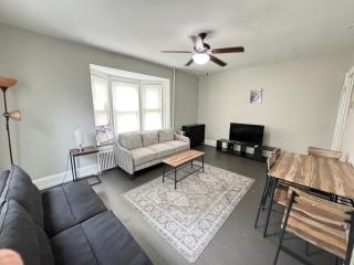 COZY Apartment in DC 2BR with Parking - Washington, D.C. - 0