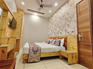 Golden Heaven Inn - Amritsar - 1