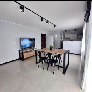 Depto Nuevo en el Centro, Cochera, Pile, Aire Ac - 9