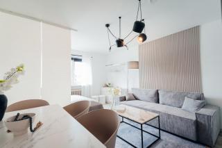 1 BR Apartment - ZENTRAL - BUSINESS - WIFI - KÜCHE - NETFLIX - PARKHAUS - 1