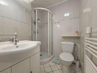 Appartement T1 avec climatisation à Balaruc-les-Bains - FR-1-553-308 - 8