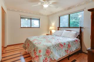 Walk to Beach Pet-Friendly Caseville Cabin - Caseville - 1