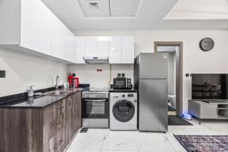 Cosy Apartment in Dubailand near Global Village - 9