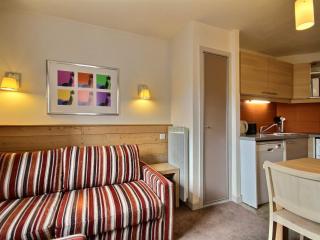 Studio cabine chaleureux, 4 pers, balcon, vue montagnes, près des pistes, spa - FR-1-455-184 - 6